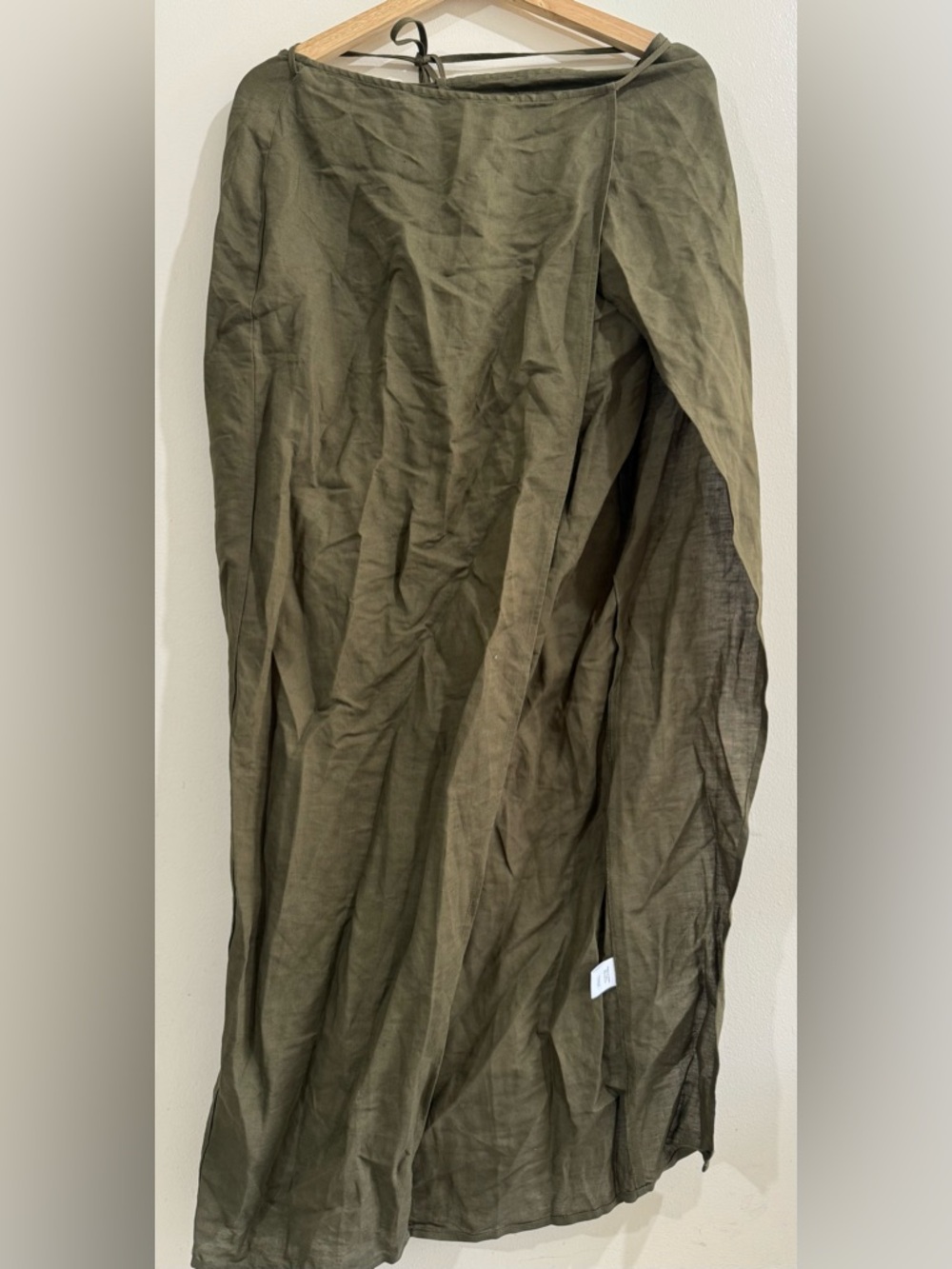Meshki Olive Linen Men's Relaxed Trousers
